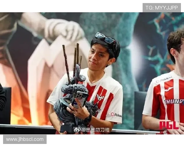 刘伟专访:从新手到职业选手的DOTA2成长之路回顾 刘伟专访:从新手到职业选手的DOTA2成长之路回顾