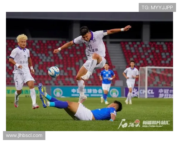 吴强独家揭秘足球技巧与战术分享助你提升球技与比赛表现