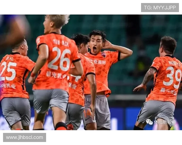 成都网球队以87分领跑精英赛积分榜展现强劲实力