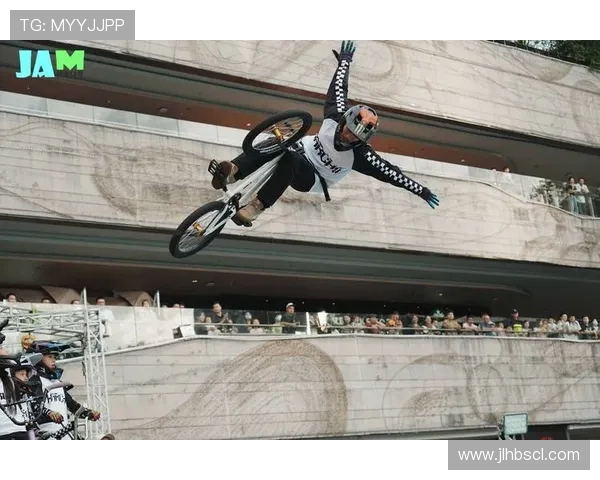 杭州滑板队在极限运动联赛中的技术表现分析与点评