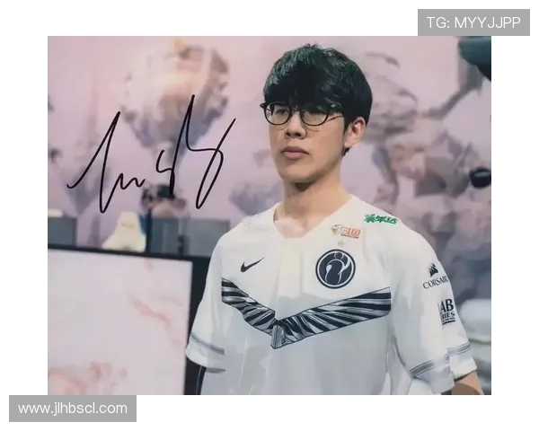 英雄联盟专题：深入解析IG战队的迅猛崛起与战术创新