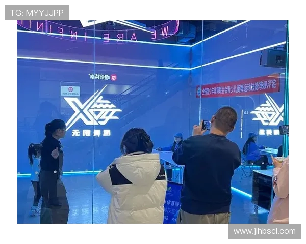 街舞战术解析深圳街舞队的防守与反击策略探讨