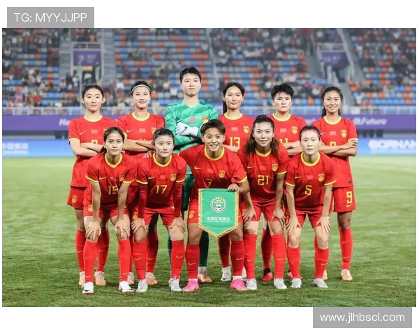 荷兰女足与中国女足激战正酣谁能在国际赛场上笑到最后 荷兰女足与中国女足激战正酣谁能在国际赛场上笑到最后